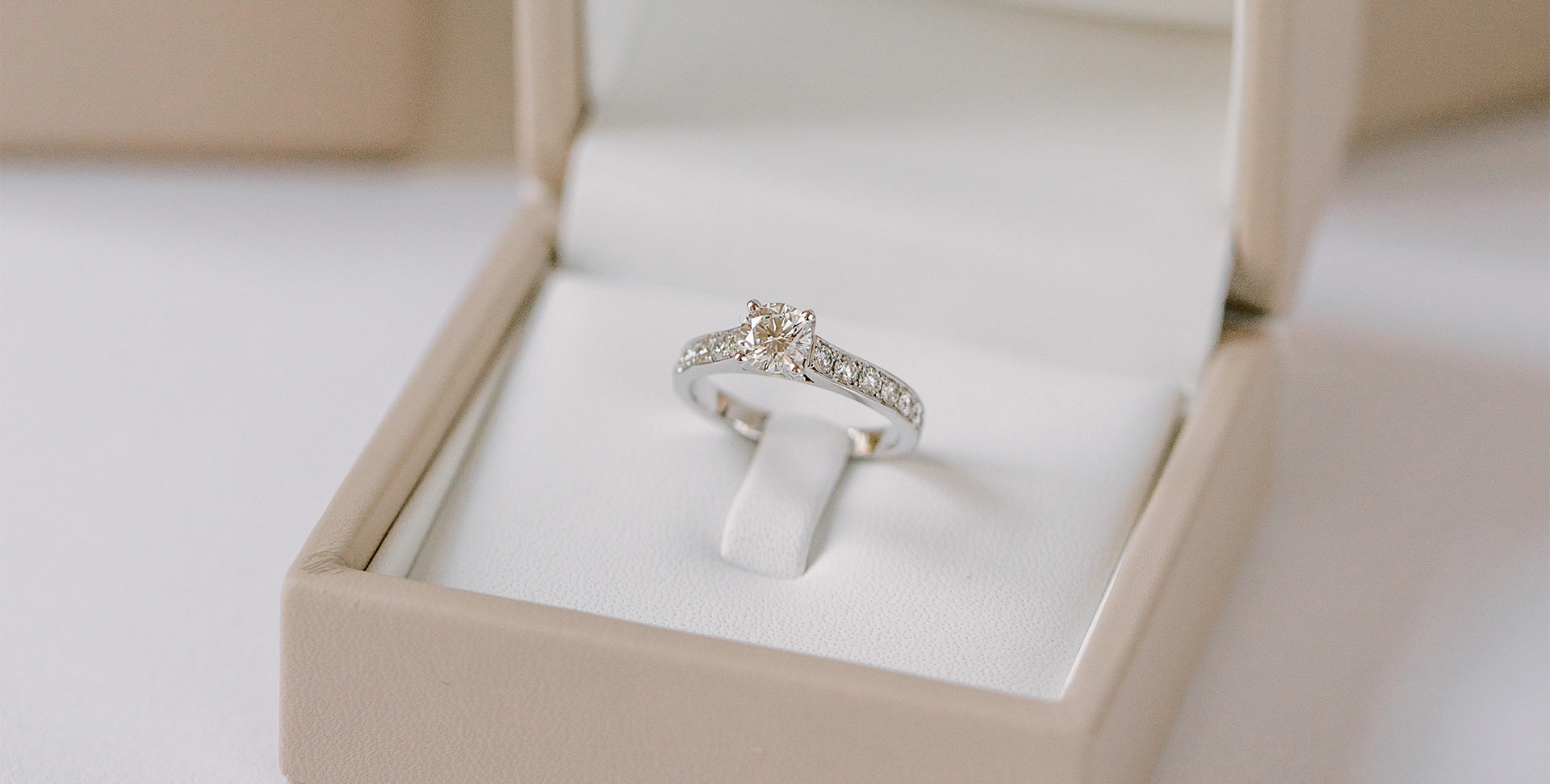 solitaire diamond ring with certificate